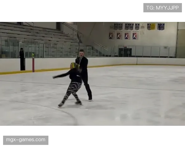 托尼娅·哈丁居然能在尖叫和冰刀间找到活路，没谁了！